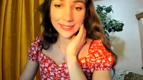 Snapshot of alice_sincere chatting on 08.03.26 Alice Love you all online show from 08.03.26