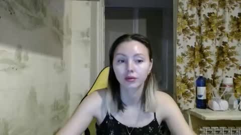 Snapshot of alice_smiles chatting on 02.06.26 Alice smiles online show from 02.06.26