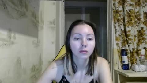 Snapshot of alice_smiles chatting on 02.12.26 Alice smiles online show from 02.12.26