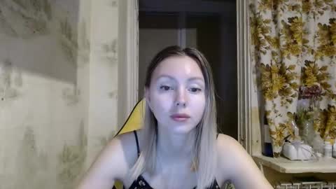 Snapshot of alice_smiles chatting on 03.16.26 Alice smiles online show from 03.16.26