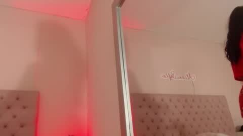 Snapshot of alice_sofia chatting on 10.29.25 Sofia online show from 10.29.25