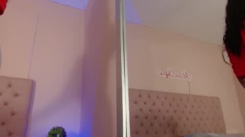 Snapshot of alice_sofia chatting on 11.11.25 Sofia online show from 11.11.25