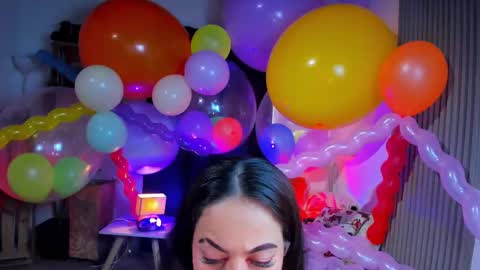 Snapshot of alice_star7 chatting on 01.10.25 Alice online show from 01.10.25