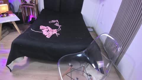 Snapshot of alice_star7 chatting on 02.01.25 Alice online show from 02.01.25