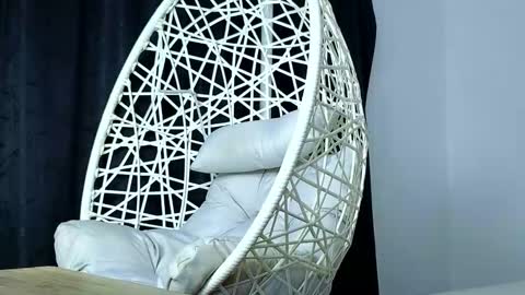 Snapshot of alice_summer1 chatting on 11.29.25 alice_summer1 online show from 11.29.25