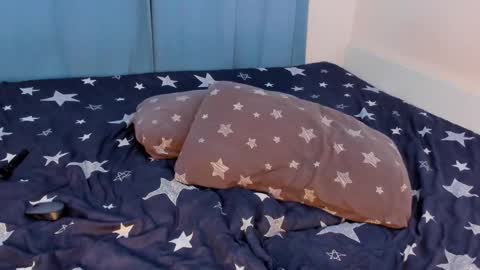 Snapshot of alice_unique chatting on 12.21.24 Alice online show from 12.21.24