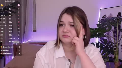 Snapshot of alice_walters chatting on 01.17.25 Alice online show from 01.17.25