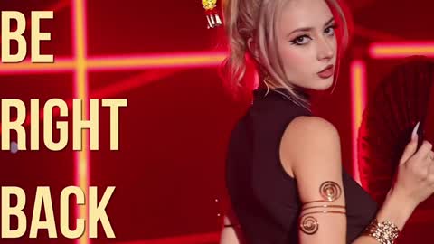 Snapshot of alicebels chatting on 12.26.24 Your sweet Alice INST alicebellies online show from 12.26.24