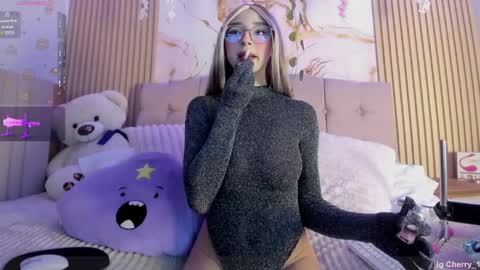Snapshot of alicee1_ chatting on 03.25.26 Aliice online show from 03.25.26