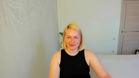 Snapshot of alicee__grace chatting on 05.08.26 Alicee online show from 05.08.26