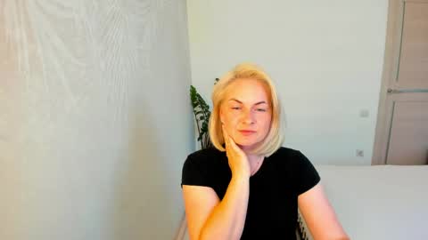 Snapshot of alicee__grace chatting on 05.30.26 Alicee online show from 05.30.26