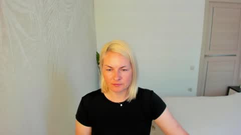 Snapshot of alicee__grace chatting on 06.10.26 Alicee online show from 06.10.26