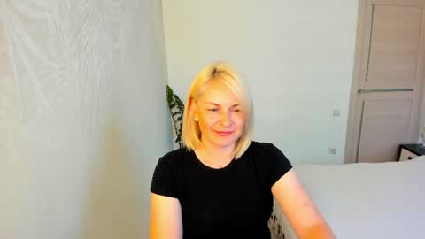 Snapshot of alicee__grace chatting on 06.12.26 Alicee online show from 06.12.26