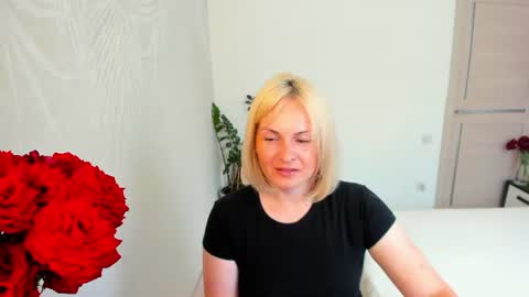Snapshot of alicee__grace chatting on 06.17.26 Alicee online show from 06.17.26