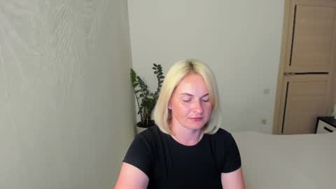 Snapshot of alicee__grace chatting on 06.20.26 Alicee online show from 06.20.26