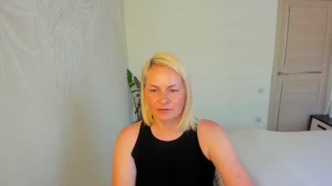 Snapshot of alicee__grace chatting on 06.24.26 Alicee online show from 06.24.26