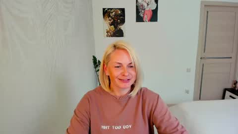 Snapshot of alicee__grace chatting on 07.17.26 Alicee online show from 07.17.26