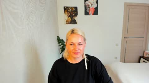 Snapshot of alicee__grace chatting on 07.27.26 Alicee online show from 07.27.26