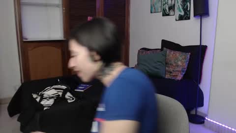 alicee_logan_ online show from 10.08.25