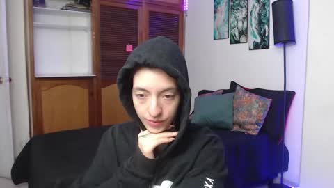 alicee_logan_ online show from 10.12.25