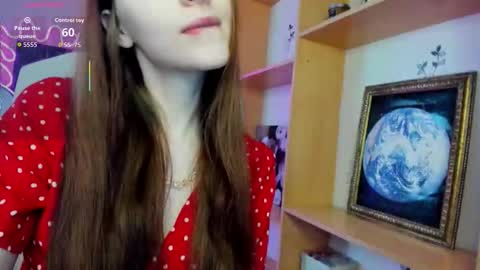 Snapshot of alicehariss chatting on 11.08.25 Alie online show from 11.08.25