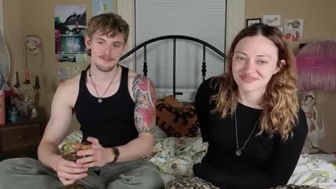 Snapshot of aliceinaceland chatting on 09.12.25 AliceInAceland online show from 09.12.25