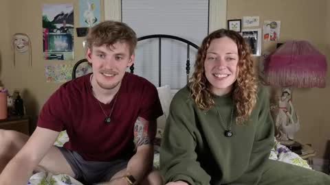 Snapshot of aliceinaceland chatting on 09.13.25 AliceInAceland online show from 09.13.25