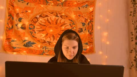 Alice online show from 04.11.26