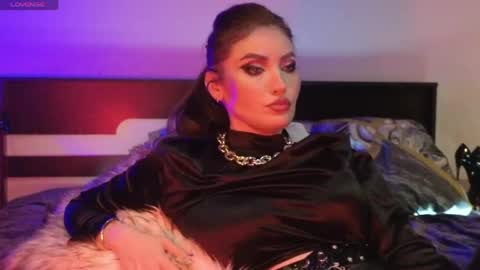 alicejameson online show from 06.08.26