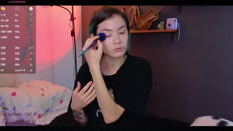 Alice  vacation  online show from 12.04.24