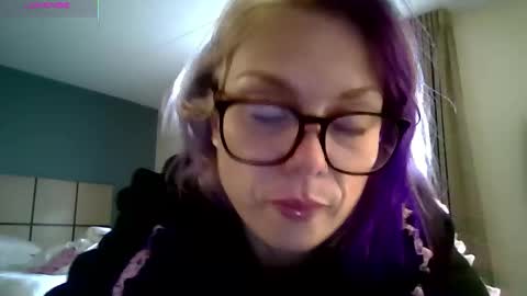 Alice Liddell online show from 04.13.26