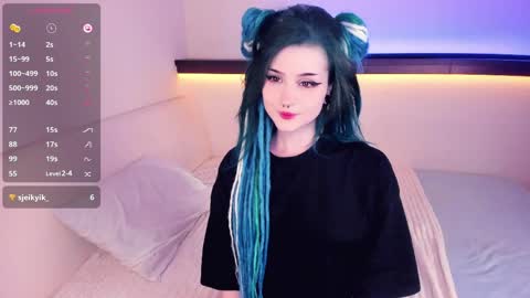 Snapshot of alicentity chatting on 04.07.26 Alice online show from 04.07.26