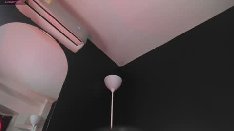 Snapshot of alicepoixxxon chatting on 01.23.25 ALICE online show from 01.23.25