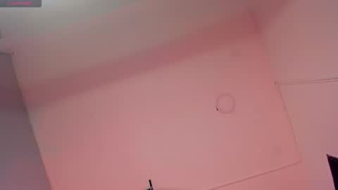 Snapshot of alicepoixxxon chatting on 10.20.25 ALICE online show from 10.20.25