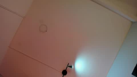 Snapshot of alicepoixxxon chatting on 11.09.25 ALICE online show from 11.09.25