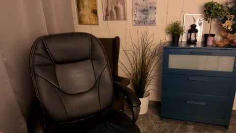 Snapshot of alicepopsy chatting on 12.09.24 Alice online show from 12.09.24