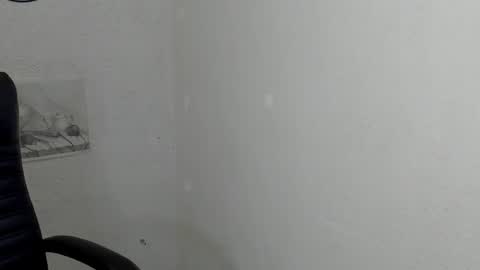 Snapshot of alicepopsy chatting on 01.16.25 Alice online show from 01.16.25