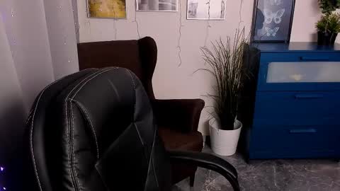 Snapshot of alicepopsy chatting on 03.02.25 Alice online show from 03.02.25