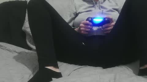 Snapshot of alicerabbithole03 chatting on 12.19.24 Alice online show from 12.19.24