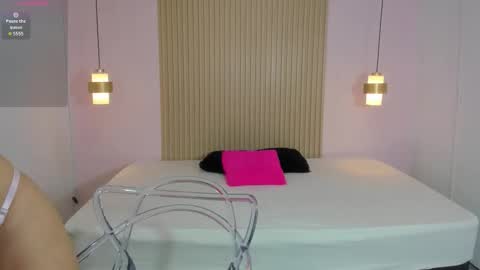 Snapshot of aliceross1 chatting on 01.17.26 AliceRoss online show from 01.17.26