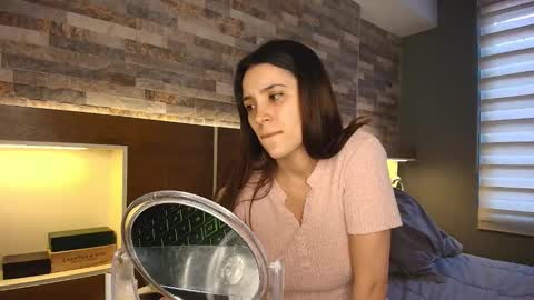 Snapshot of alicewillow chatting on 10.17.25 Alice online show from 10.17.25