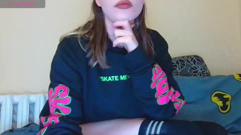 AliceWoolfy online show from 10.16.25