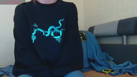 Snapshot of alicewoolfy chatting on 04.24.26 AliceWoolfy online show from 04.24.26