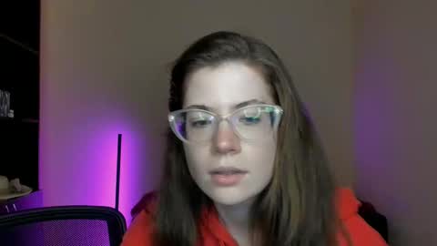 Alicia online show from 03.11.25