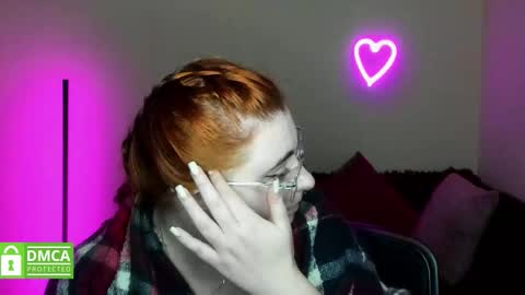 Snapshot of alicia_side_red chatting on 10.15.25 Alicia online show from 10.15.25