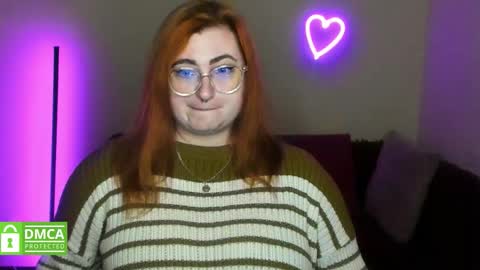 Snapshot of alicia_side_red chatting on 11.24.25 Alicia online show from 11.24.25