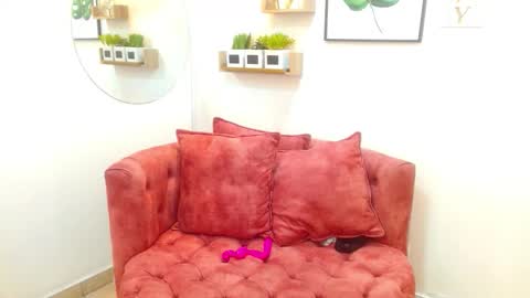 aliciacute    online show from 02.21.26