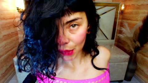 Snapshot of alie_martin_r chatting on 04.14.26 Alie online show from 04.14.26