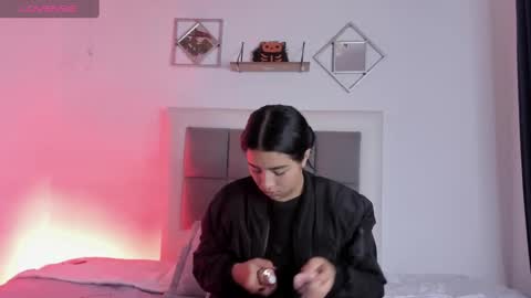 aliice_walker_ online show from 01.11.25