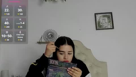 aliice_walker_ online show from 02.03.25